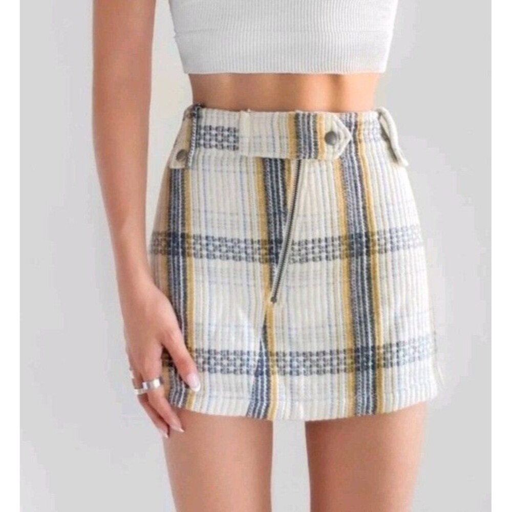 Free People Mille-fleurs Wool Blnd Micro Skirt Skort Size 12 Plaid Black Ivory